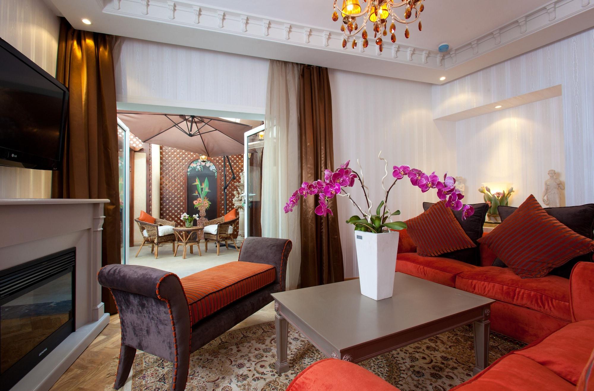 Art Palace &