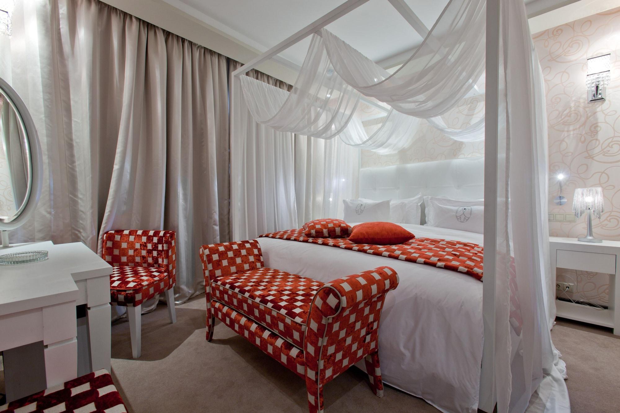 Hotel Art Palace & 5*